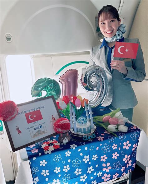 ANA｜Japanese Airline | ANA客室乗務職2024年度新卒採用 エントリー受付中！ エントリー締切は2023年4月10日