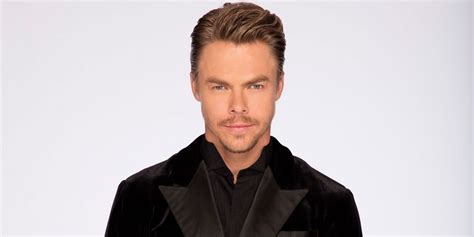 Dwts Derek Hough Skips Out On Show Following Covid 19 Exposure