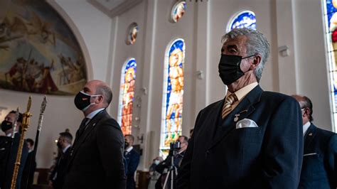 Im Genes Del Ambiente Cofrade En La Iglesia De San Sebasti N