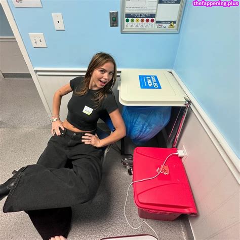 Emma Brooks Emmabrooks Emmabrooksxoxo Nude OnlyFans Photo 1323 The Fappening Plus