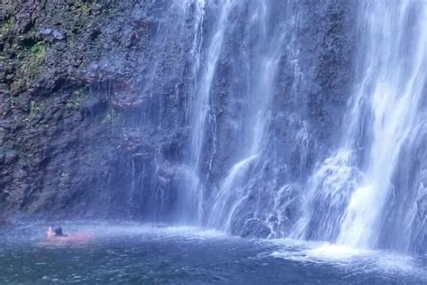 10+ Road to Hana waterfalls in Maui near Hana Highway 🌴 swimming, waterfall hikes, roadside ...