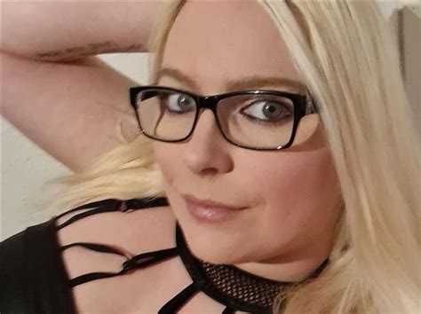 Sexy Blondine Sucht Private Sex Dates Sextreffen