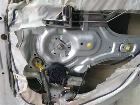 Alzacristalli Posteriore Destro Per KIA CERATO 2 0 CRDI 2004 4666262 EBay