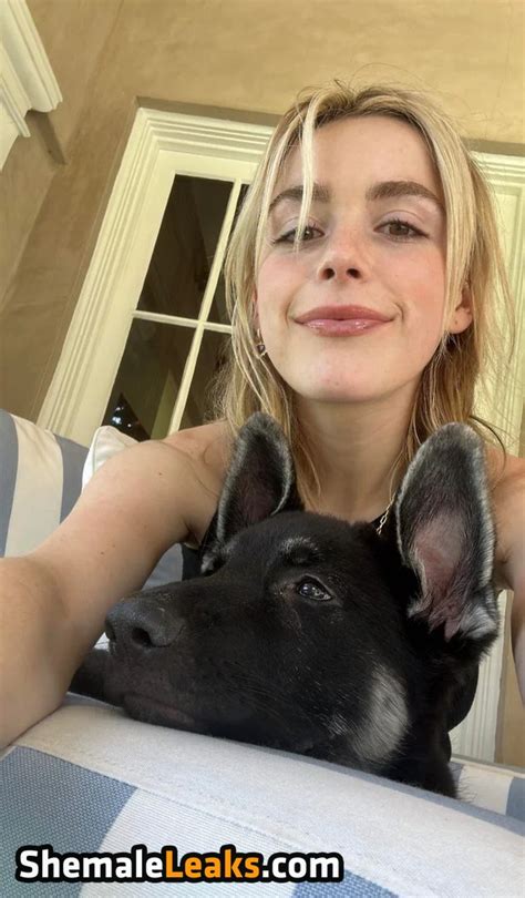 Kiernan Shipka Kiernanshipka Paytonpreslee Leaked Nude OnlyFans Photo ShemaleLeaks