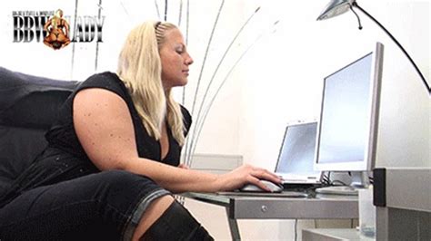 BBW Lady Cathy S Extreme Domination Eat Chewed And Crushed Food From The Floor Real Player