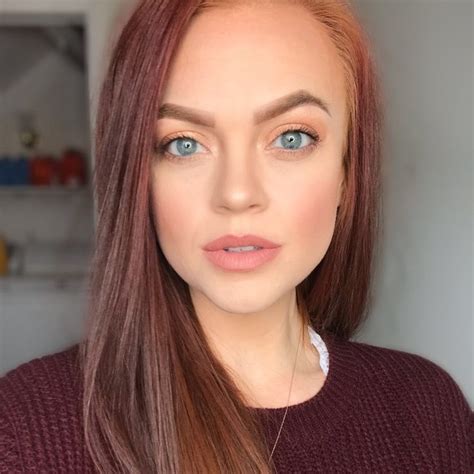 Nude Eyes And Nude Lips Follow The Link To Get The Latest Inspo On Makeup Trends