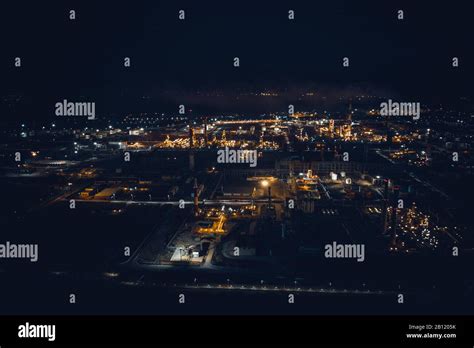 Oil Refinery Night Stock Photo Alamy