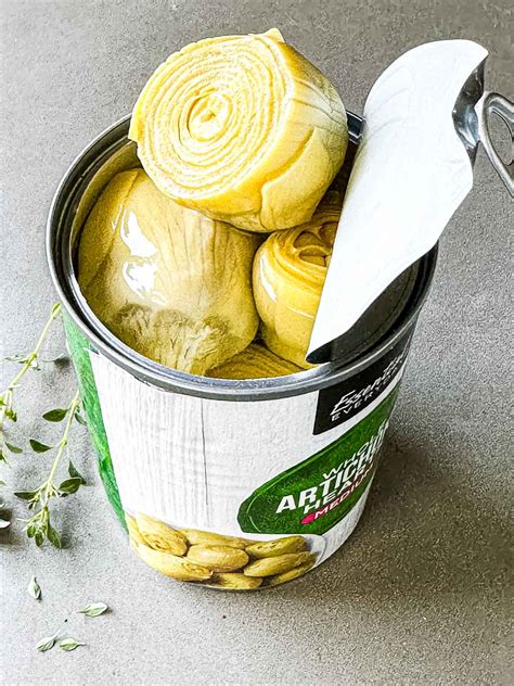 Lemony Tuscan Artichoke Soup • 30 Minutes