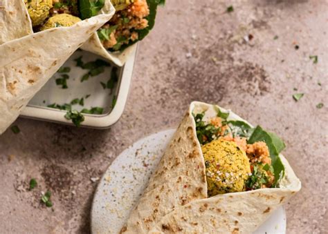 Vegane Falafel Wraps Mit Hummus Und Taboulé