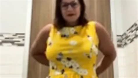 Blonde Bbw Zeigt Ihren Riesigen Arsch Und Ihre Muschi Xhamster