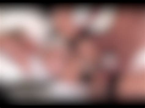 Busty Mature Blonde Lady Sonia Sucking Off a Masked Man Vidéos Porno Gratuites YouPorn