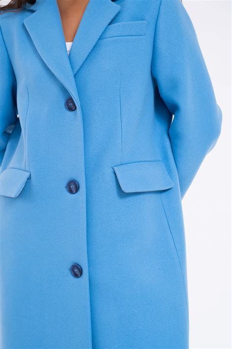 20 модных пальто цвета голубого неба