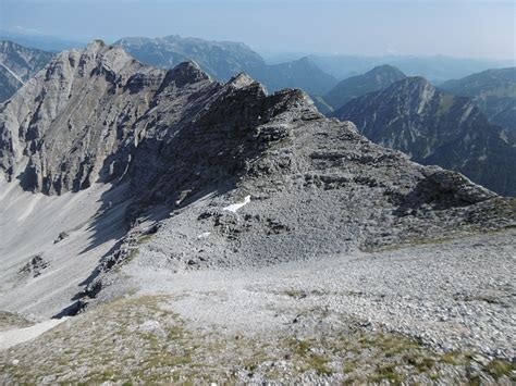 Rückblick zum begangenen Grat Fotos hikr org