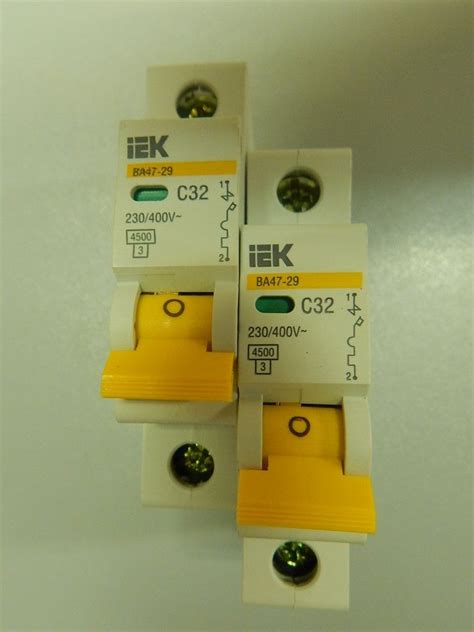 Выключатель автоматический ВА 47-29 1P 32A 40A IEK