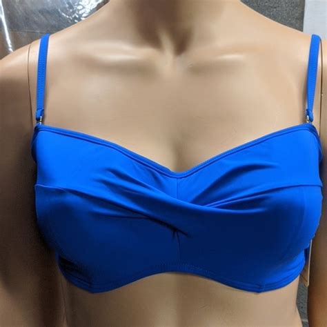Sunsets Swim Iconic Twist Ultra Blue Bikini Top Poshmark
