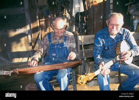 Hillbillies playing banjo and dulcimer Arkansas Stock Photo - Alamy