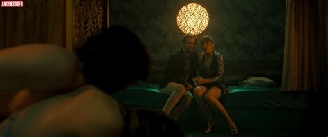 Naked Melina Matthews In More The Merrier