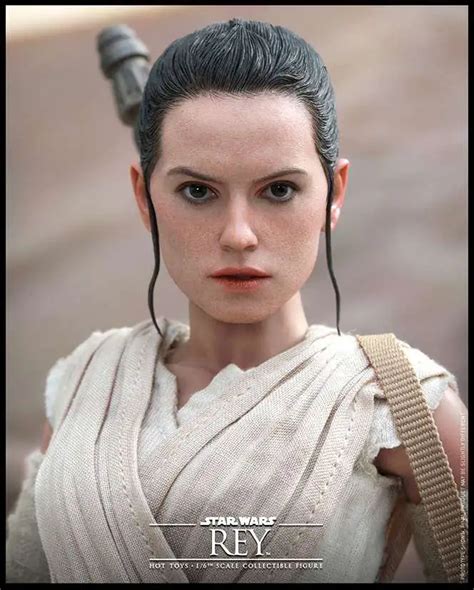 Star Wars The Force Awakens Rey Bb Collectible Figure Hot Toys Toywiz