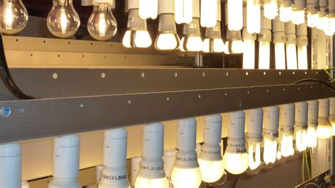 Energiesparlampen abgehängt: LED-Lampen erstmals Testsieger - n-tv.de