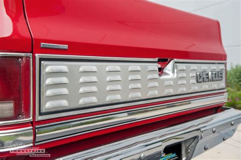 1987 Chevy Silverado No Ordinary Parts Hauler