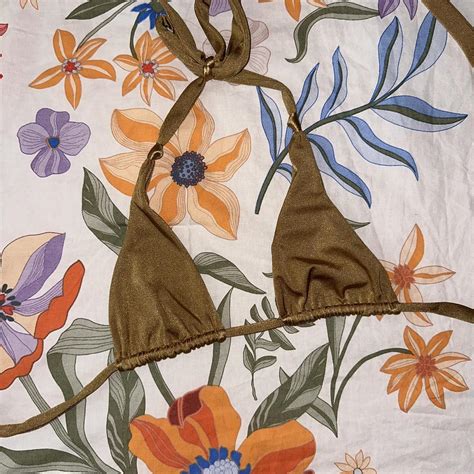 Indah Knotted Bikini Top Great Condition And Depop