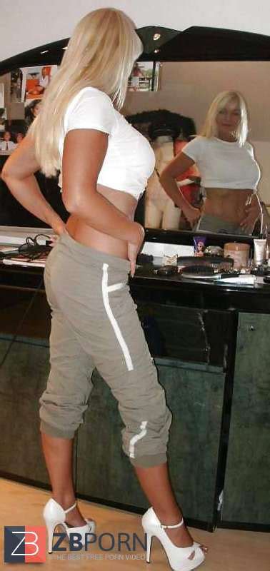 Hottest Of Miss Gal Tina Strapon Miss Domina Herrin Mummy ZB Porn