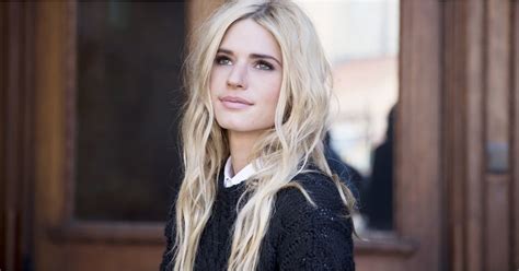 Should I Dye My Hair Blonde POPSUGAR Beauty