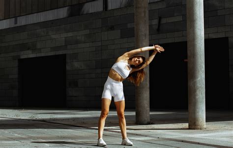 Wallpaper Girl Sexy Hot Girl Eyes Smile Beautiful Figure Model For Mobile And Desktop