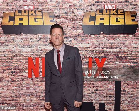709 Frank Whaley Photos And High Res Pictures Getty Images
