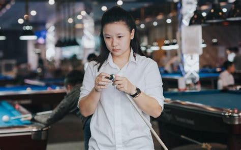 Hot girl bi a Việt Nam xinh như thần tiên tỷ tỷ chưa đánh đã có huy chương SEA Games