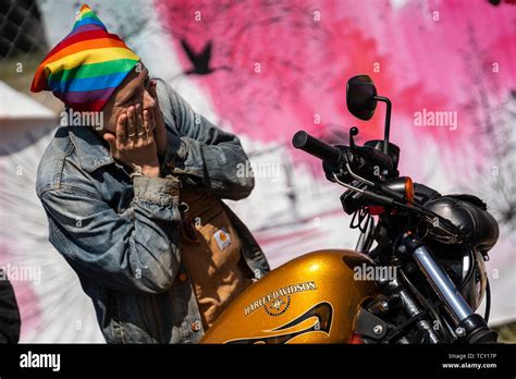 Gay biker Banque de photographies et dimages à haute résolution Alamy