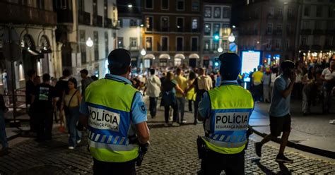 Naked Brits Faking Sex Acts In Holiday Hotspot Lead To Drastic Action In Resort The Mirror