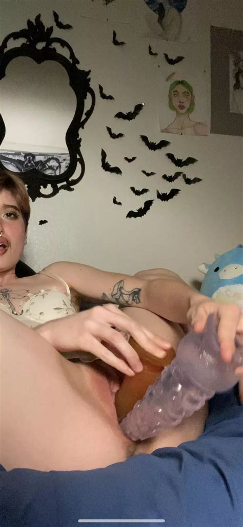 Obsessed With Stretching My Pussy Out Now That Ive Trained It To Fit More Than One Cock Nudes