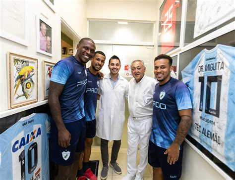 Atletas do Tubarão fazem exames cardiológicos no Centro do Coração