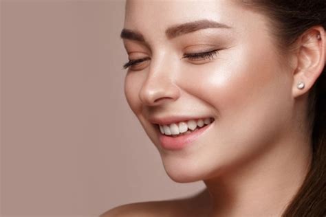 Nude Makyaj Nedir Nas L Yap L R Sa Bak M G Zellik