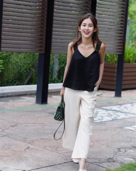 Hot girl số Malaysia có khác ăn gì mà mặt xinh dáng chuẩn quá trời