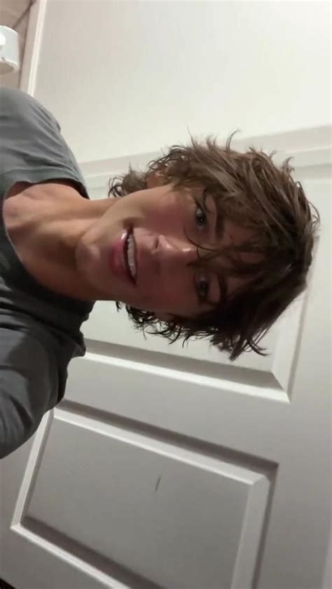 Was Real Into Me Video In Cute Blonde Guys Cute White Guys Cute Celebrity Guys