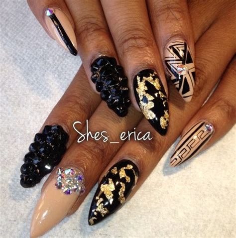 Nails By Shes Erica Instagram Black Gold Nude Gems Patterns Nails School Nails Nail Art