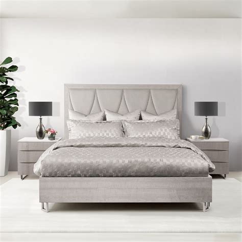 Aico Marin 2pc Panel Bedroom Set In Greige