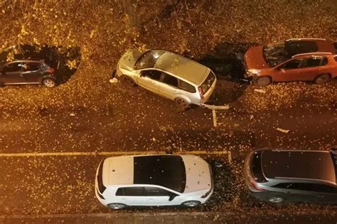 Gold Digger Julia Ormond Coped With Toyboy Sex Scenes By Thinking Of Dangerous Pastime Mirror