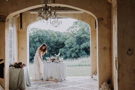 Christie Hayes And Justin Coombes Pearce Romantic Byron Bay Elopement