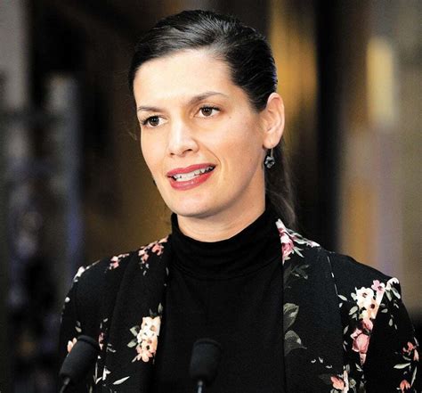 GennyTS A Mature And Sexy Post Op TS Photo AShemaletube