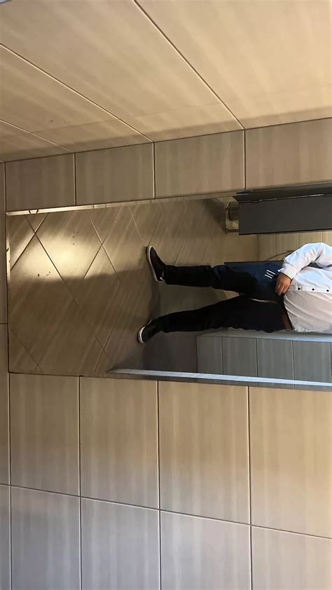 Free Public Bulge Gay Porn Videos XHamster