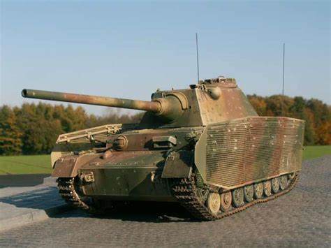 Small Scale Military Headquarters - View topic - 1/18th Panther F/ II ...