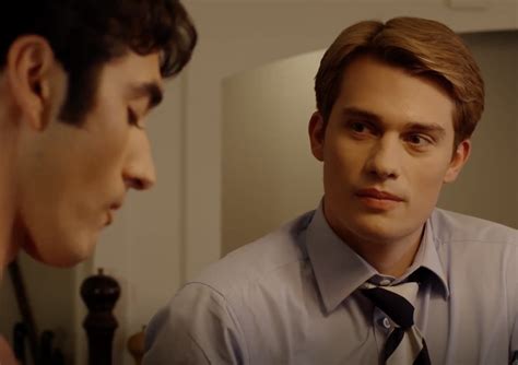 Watch gelöschte Cornetto Szene von Red White Royal Blue GAY CH Alles bleibt anders