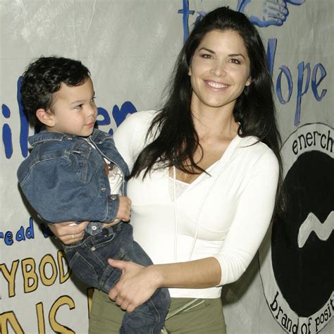Lauren Sanchez S Bond Girl Moment In Gold Bikini While Jet Skiing With