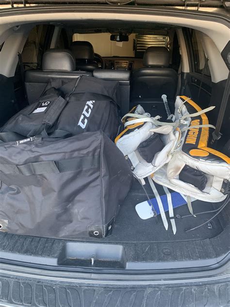 hockey goalies tonight 7