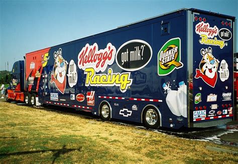 Pin by Johnny Mewbourn on Racing Haulers & Show Car Haulers / Former ...