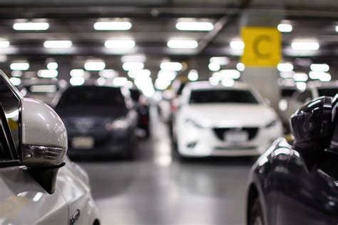 A Brief Guide to Parking at EWR Airport | Trendzzzone