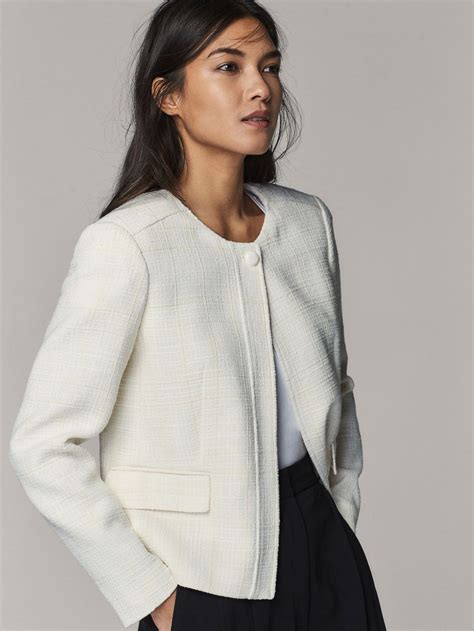 Fall Winter 2017 Women´s Button Detail Jacket At Massimo Dutti For 999 Effortless Elegance